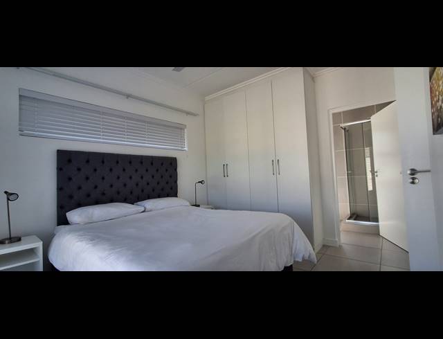 2 BEDROOM APARTMENT TO LET IN BALLITO CENTRAL